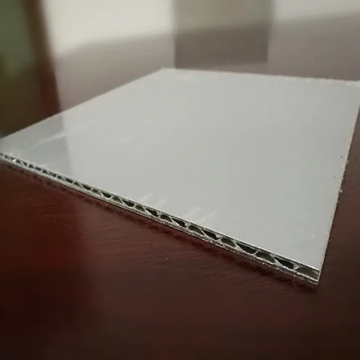 Panel Beralur Aluminium